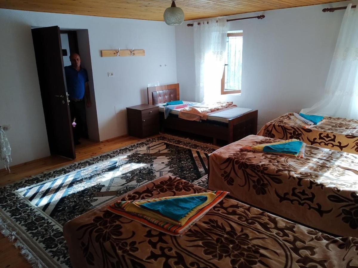 Guesthouse Shtini Fshat Exterior foto
